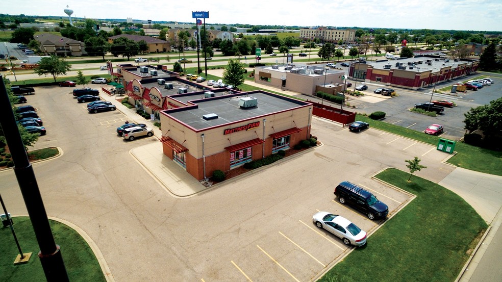 2600 Branigan Rd, Beloit, WI for lease - Building Photo - Image 3 of 8