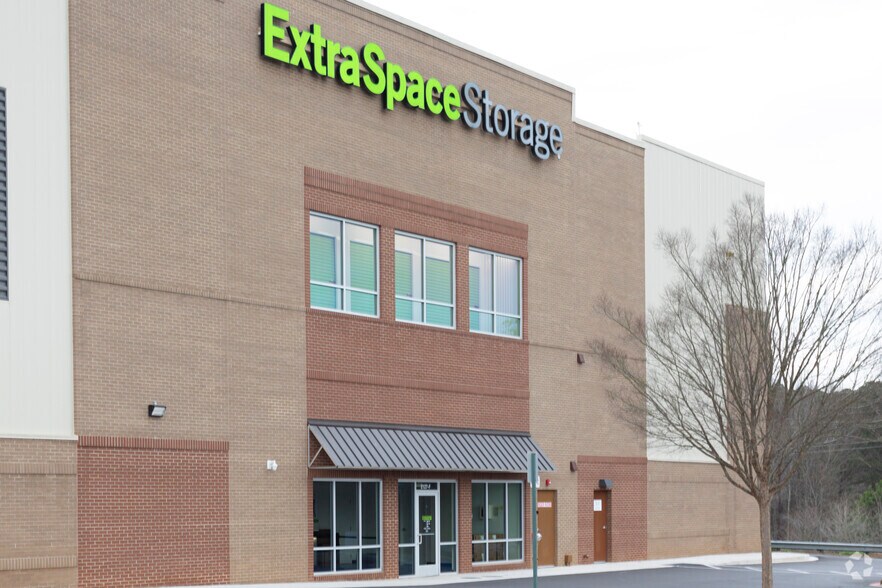 2127 E Main St, Spartanburg, SC for sale - Primary Photo - Image 1 of 1