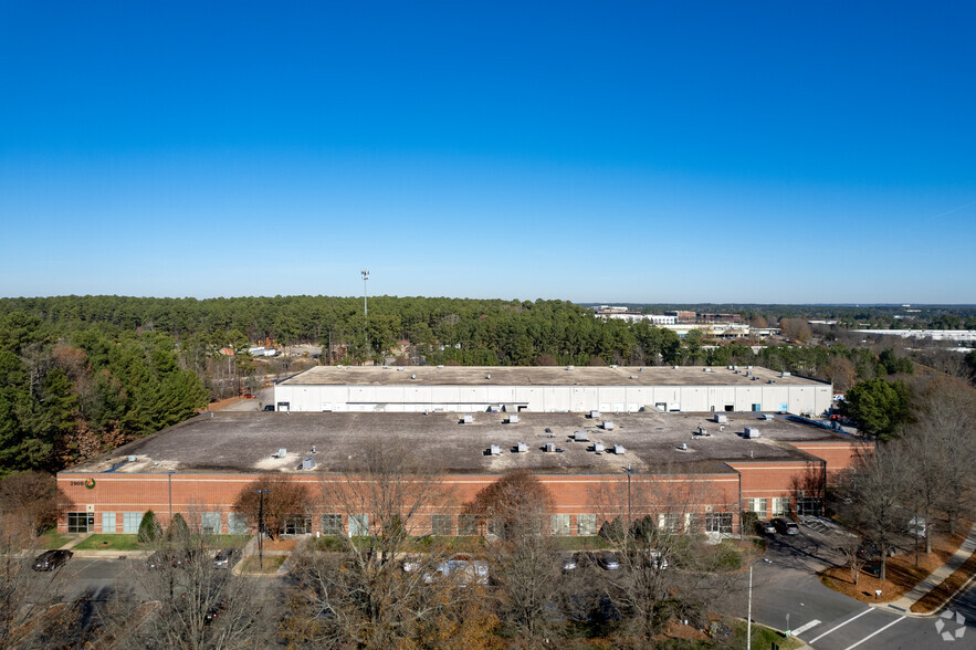 2900 Perimeter Park Dr, Morrisville, NC for lease - Building Photo - Image 2 of 6