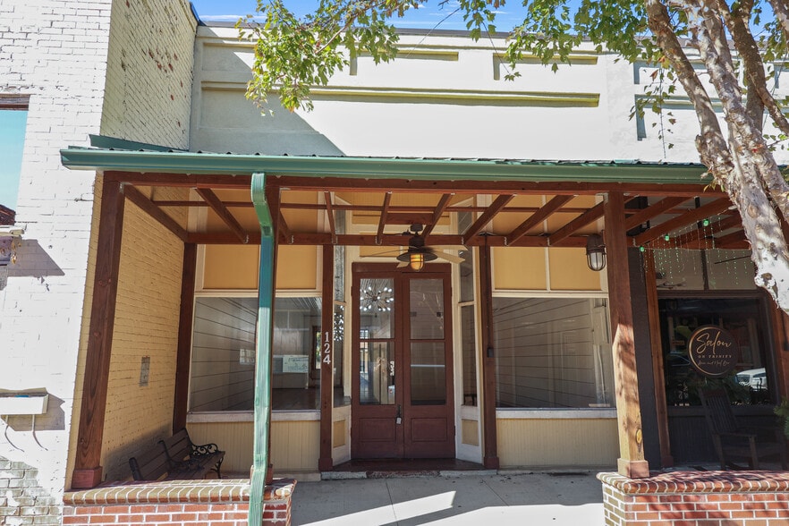 124 Trinity St, Abbeville, SC for sale - Building Photo - Image 1 of 35