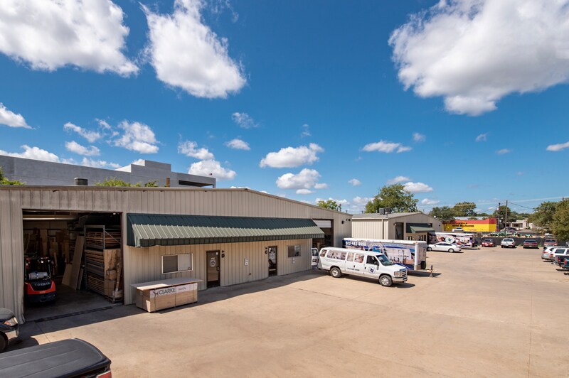 115 St Elmo Rd, Austin, TX 78745 115 St Elmo