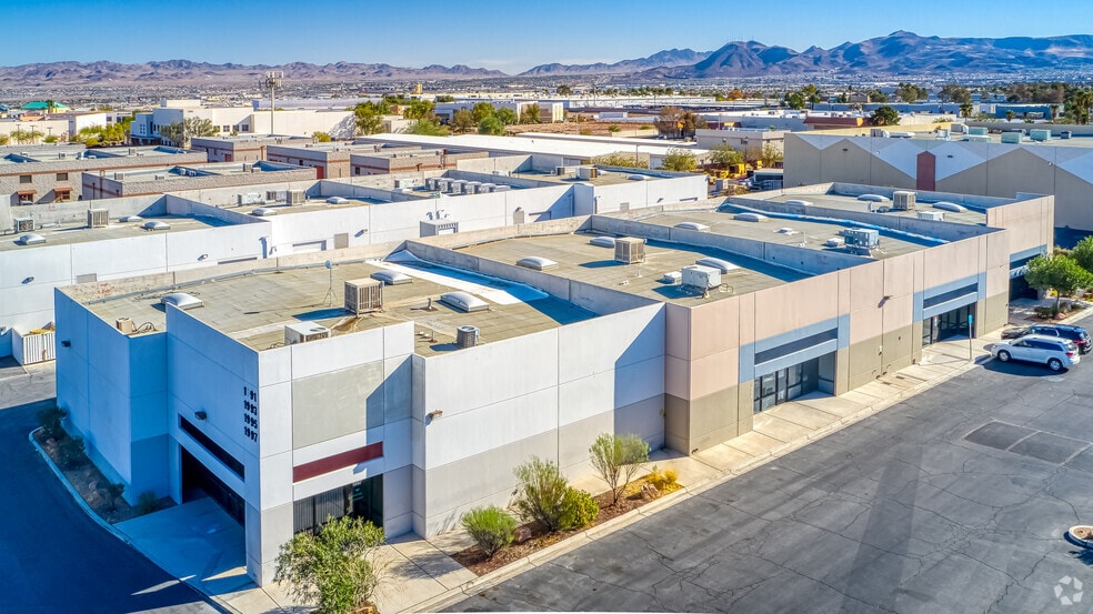 1997 Whitney Mesa Dr, Henderson, NV for sale - Building Photo - Image 3 of 11