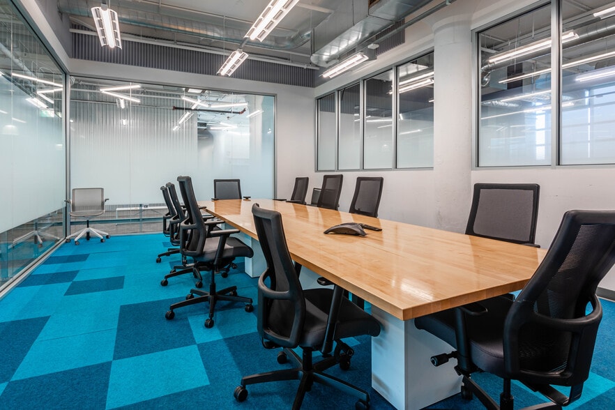 78 John Miller Way, Kearny, NJ for lease - Matterport 3D Scan - Image 3 of 20