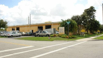160 NW 24th St, Boca Raton FL - Automotive Property