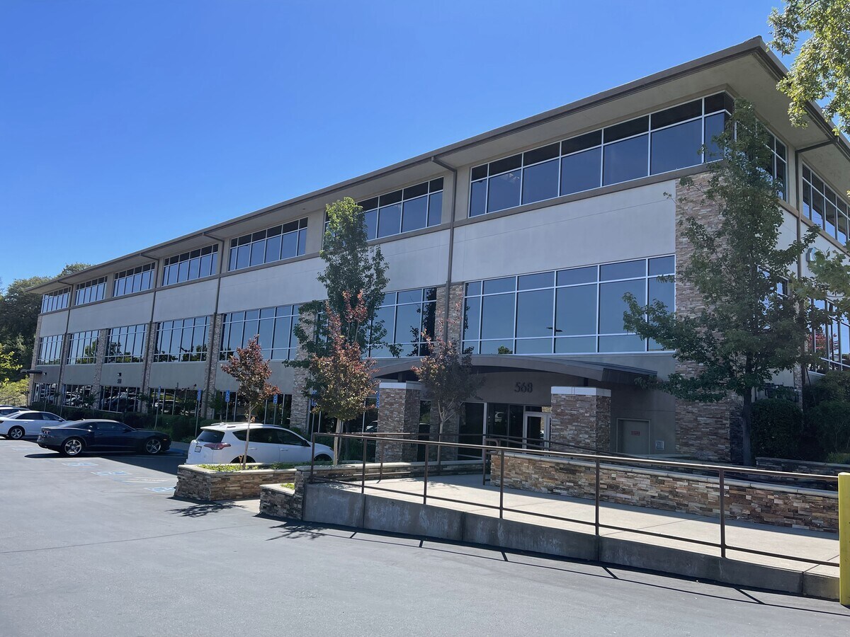 568 N Sunrise Ave, Roseville, CA 95661