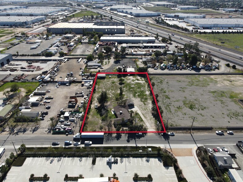 1341 W Oleander Ave, Perris, CA for sale - Aerial - Image 1 of 4