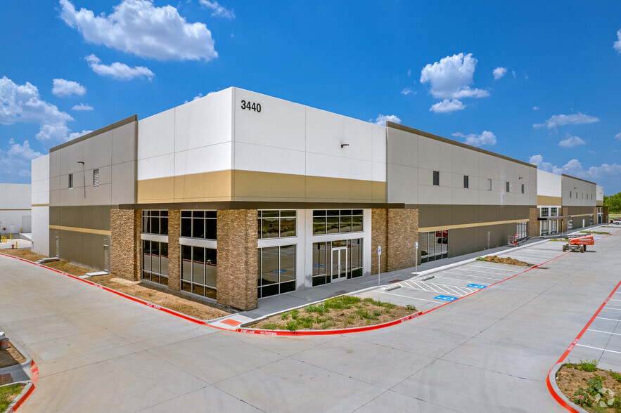 INTERSECTION OF SH-114 & CHAMPIONSHIP PARKWAY, Fort Worth, TX for lease - Building Photo - Image 2 of 20