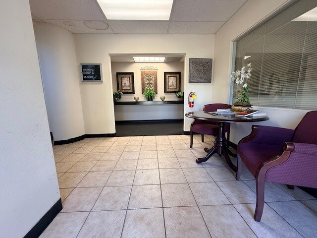 540 E Foothill Blvd, San Dimas, CA for lease Interior Photo- Image 1 of 11