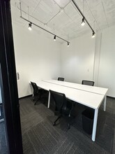 650 W Lake St, Chicago, IL for lease Interior Photo- Image 2 of 5