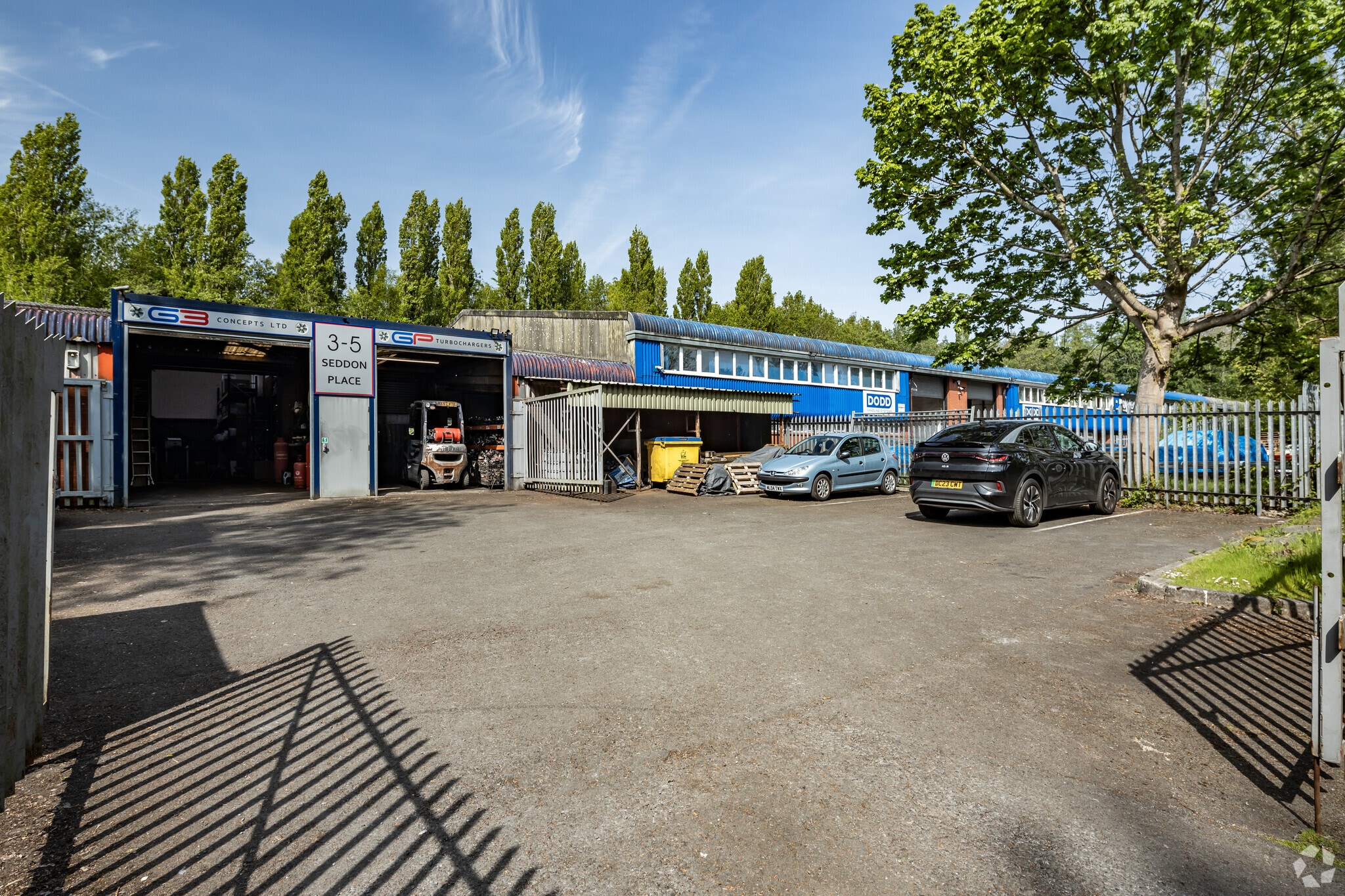 Seddon Pl, Skelmersdale for sale Primary Photo- Image 1 of 1