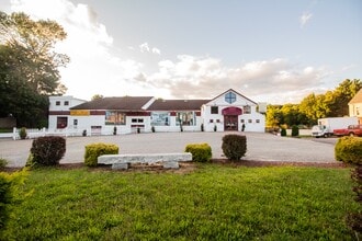 1150 Main St, Leicester, MA for lease Building Photo- Image 1 of 8