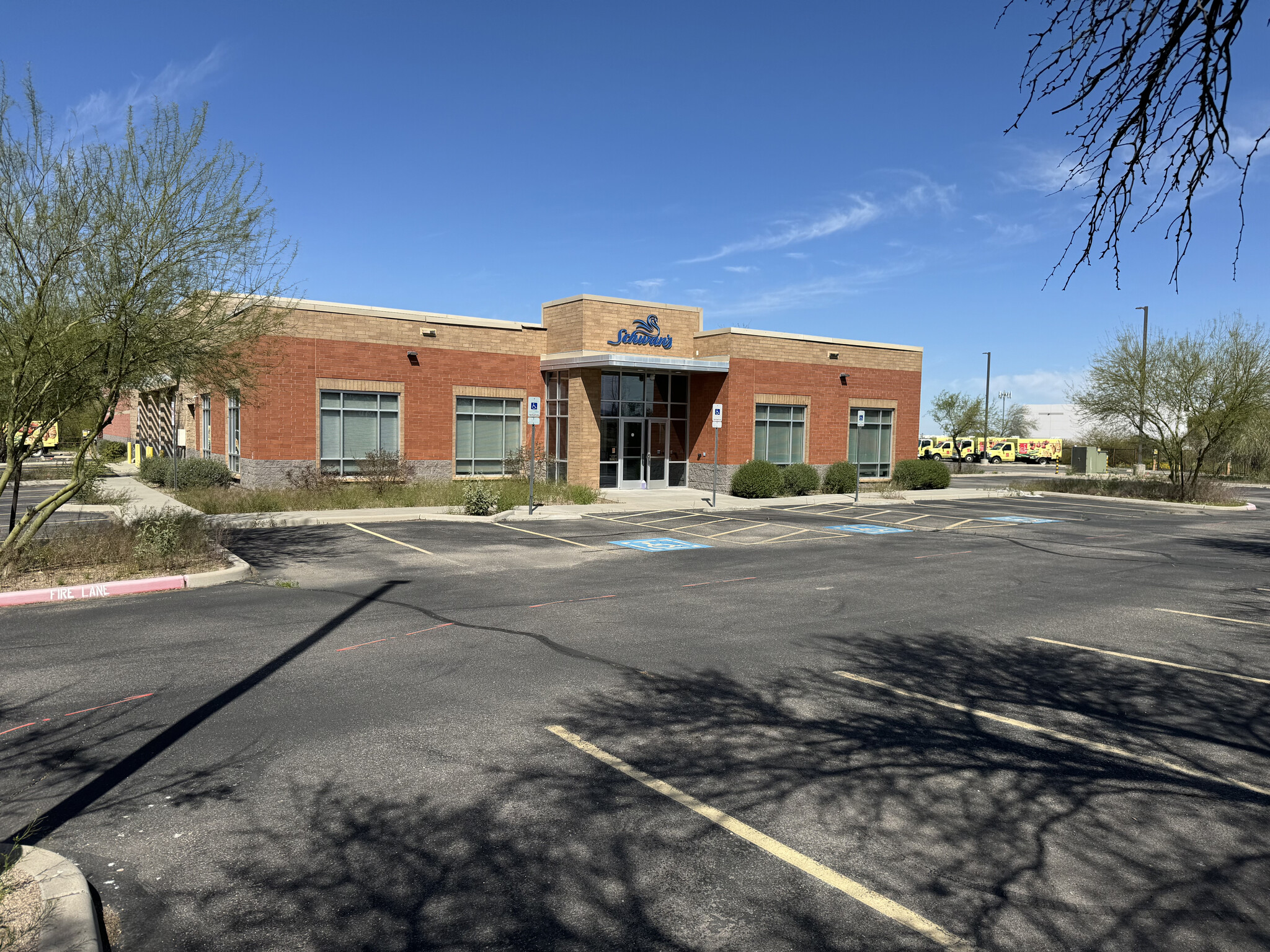 3761 E Tennessee St, Tucson, AZ for lease Building Photo- Image 1 of 27