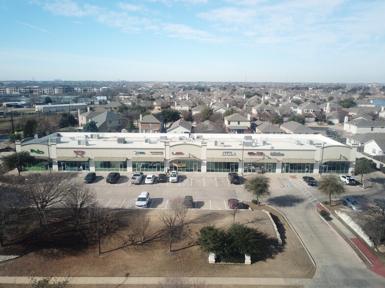 11477 Woodland Springs Dr, Keller, TX for lease - Building Photo - Image 3 of 3