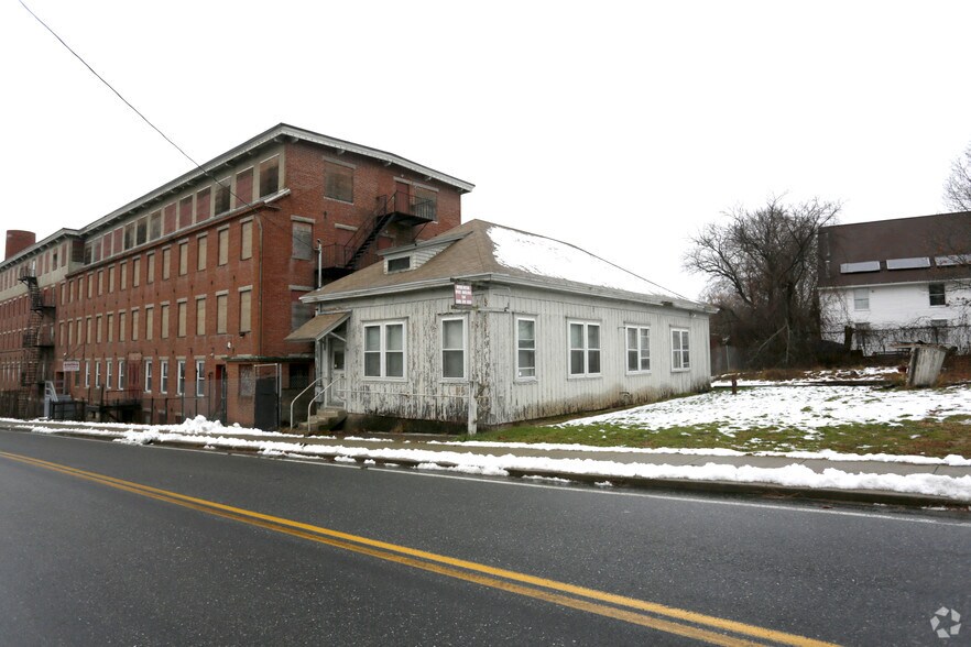 6 Depot St, Grafton, MA 01519