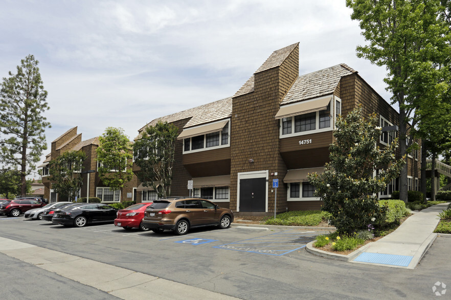 14751 Plaza Dr, Tustin, CA for sale - Primary Photo - Image 1 of 1