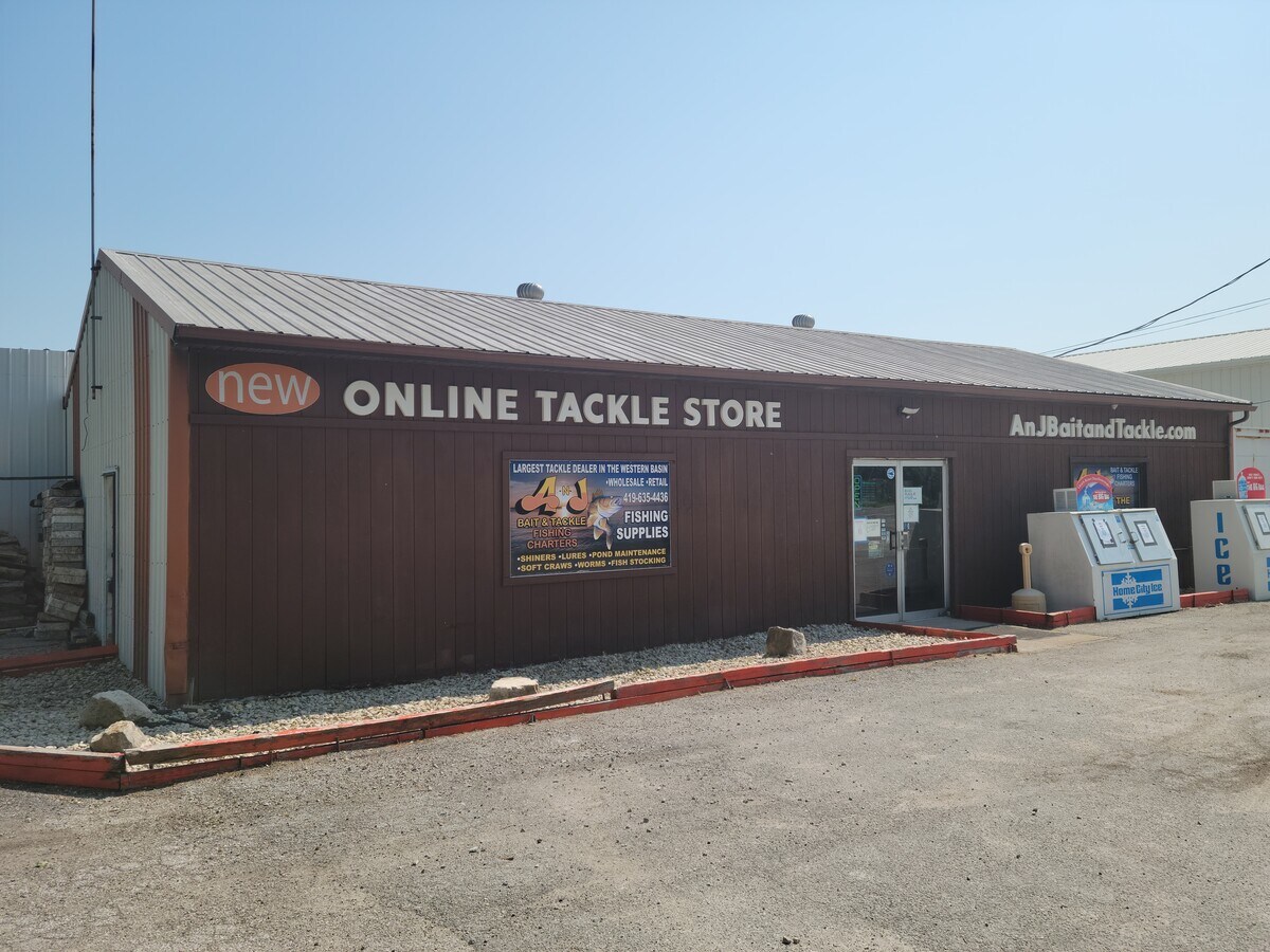 6797 W Lakeshore Dr, Port Clinton, OH 43452 ANJ's Bait Store