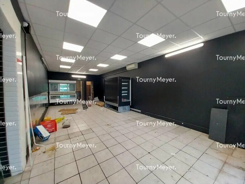 Retail in Toulouse for lease - Interior Photo - Image 3 of 8