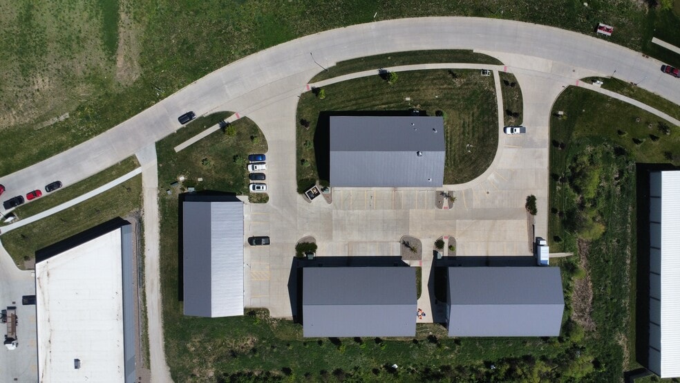 700 Interstate Pky, Waukee, IA for lease - Building Photo - Image 3 of 6