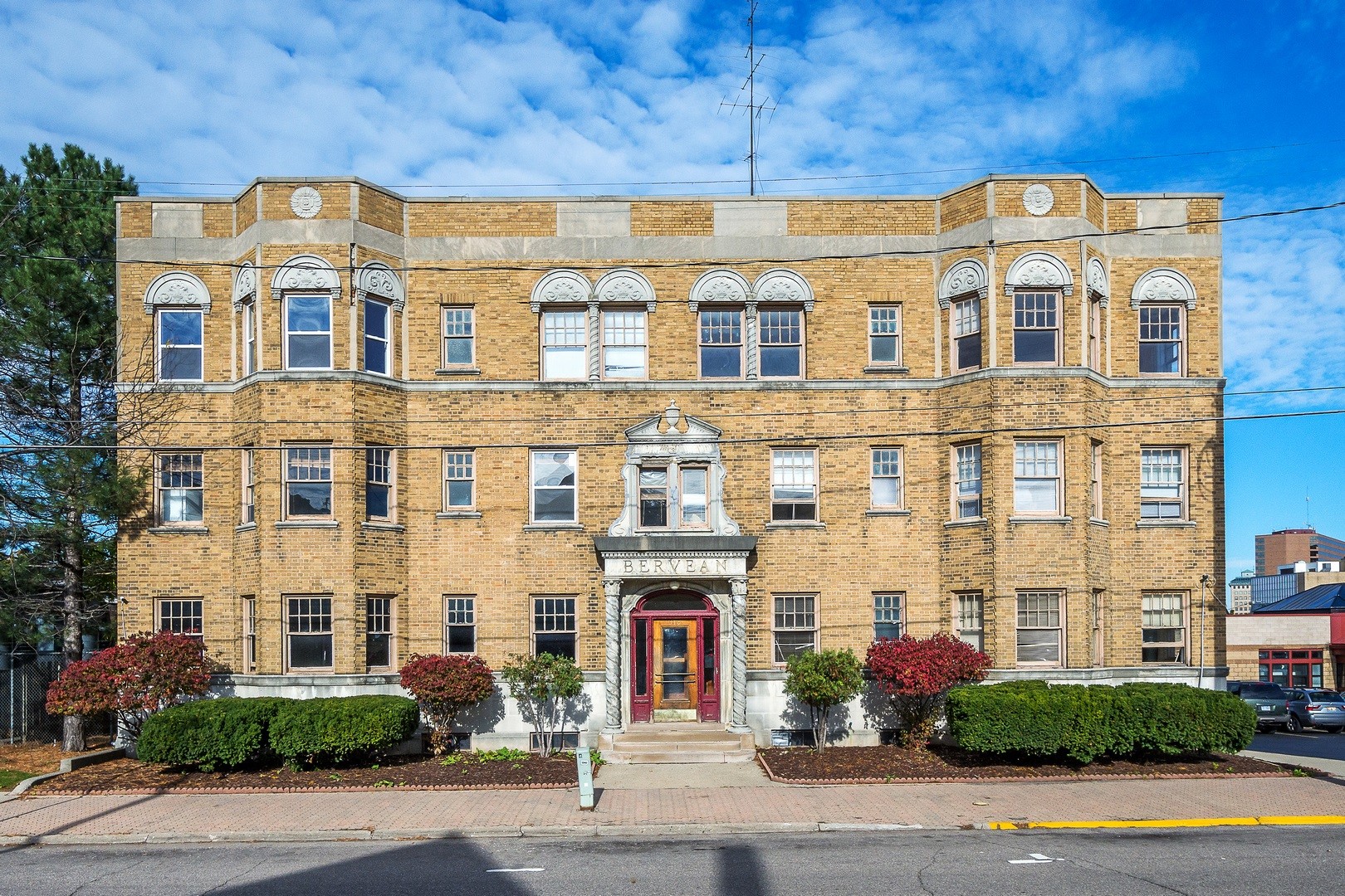 318 W 2nd St, Flint, MI for sale Building Photo- Image 1 of 1