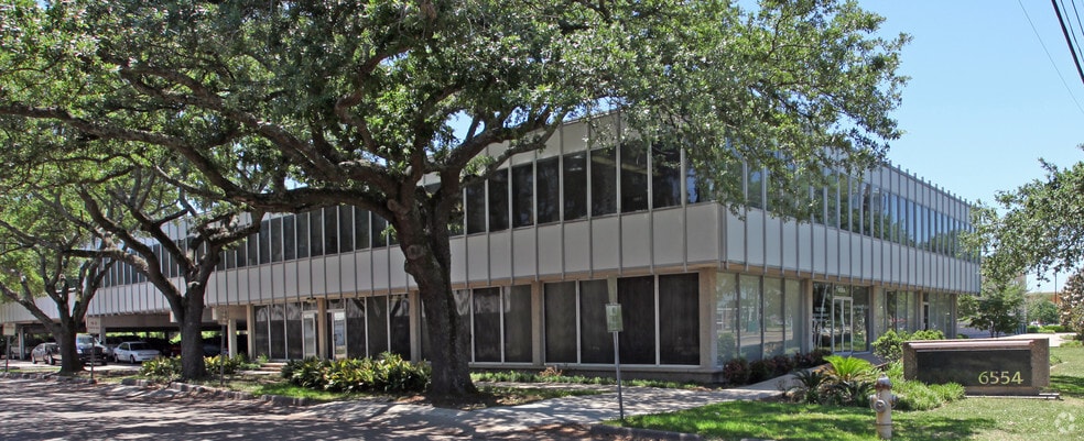 6554 Florida Blvd, Baton Rouge, LA for lease - Primary Photo - Image 1 of 60