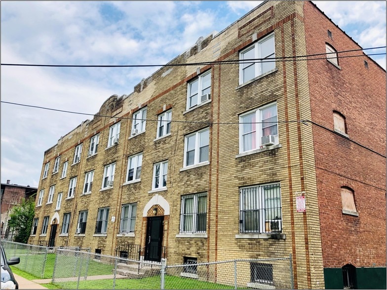 8486 Martin St, Hartford, CT 06120