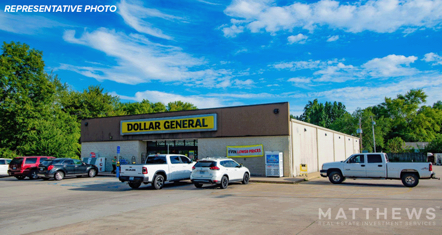 705 S Main St, Crystal, MI for sale - Building Photo - Image 1 of 1