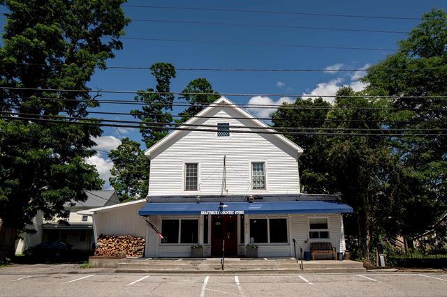 972 VT Route 7A, Shaftsbury, VT for sale - Primary Photo - Image 2 of 11