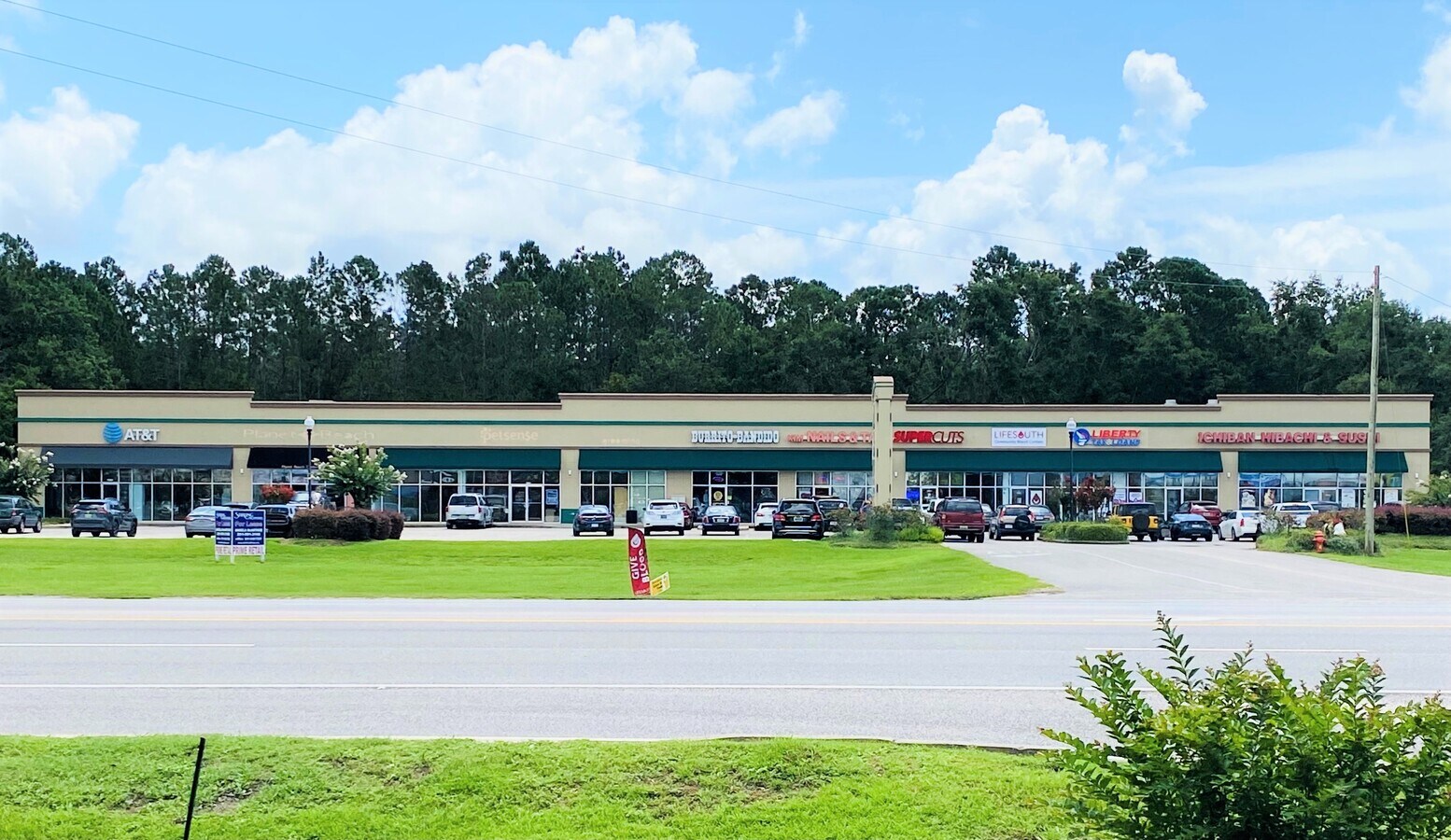 2139 S McKenzie St, Foley, AL 36535