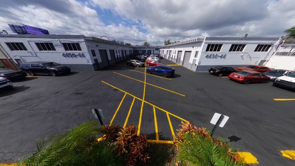 4630-4666 SW 75th Ave, Miami, FL for lease - Building Photo - Image 1 of 10