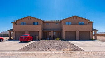 15855 S Moon Valley Rd, Arizona City AZ - Fourplex or Quadplex
