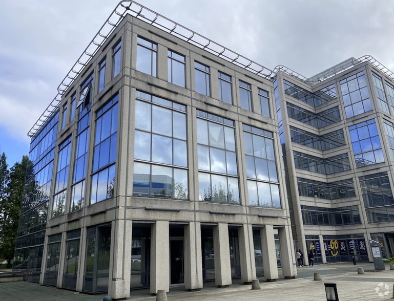 47 Allée Des Impressionnistes, Villepinte for sale - Primary Photo - Image 1 of 1