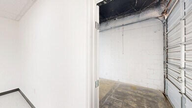 6003 Bellaire Blvd, Houston, TX for lease Matterport 3D Scan- Image 1 of 6