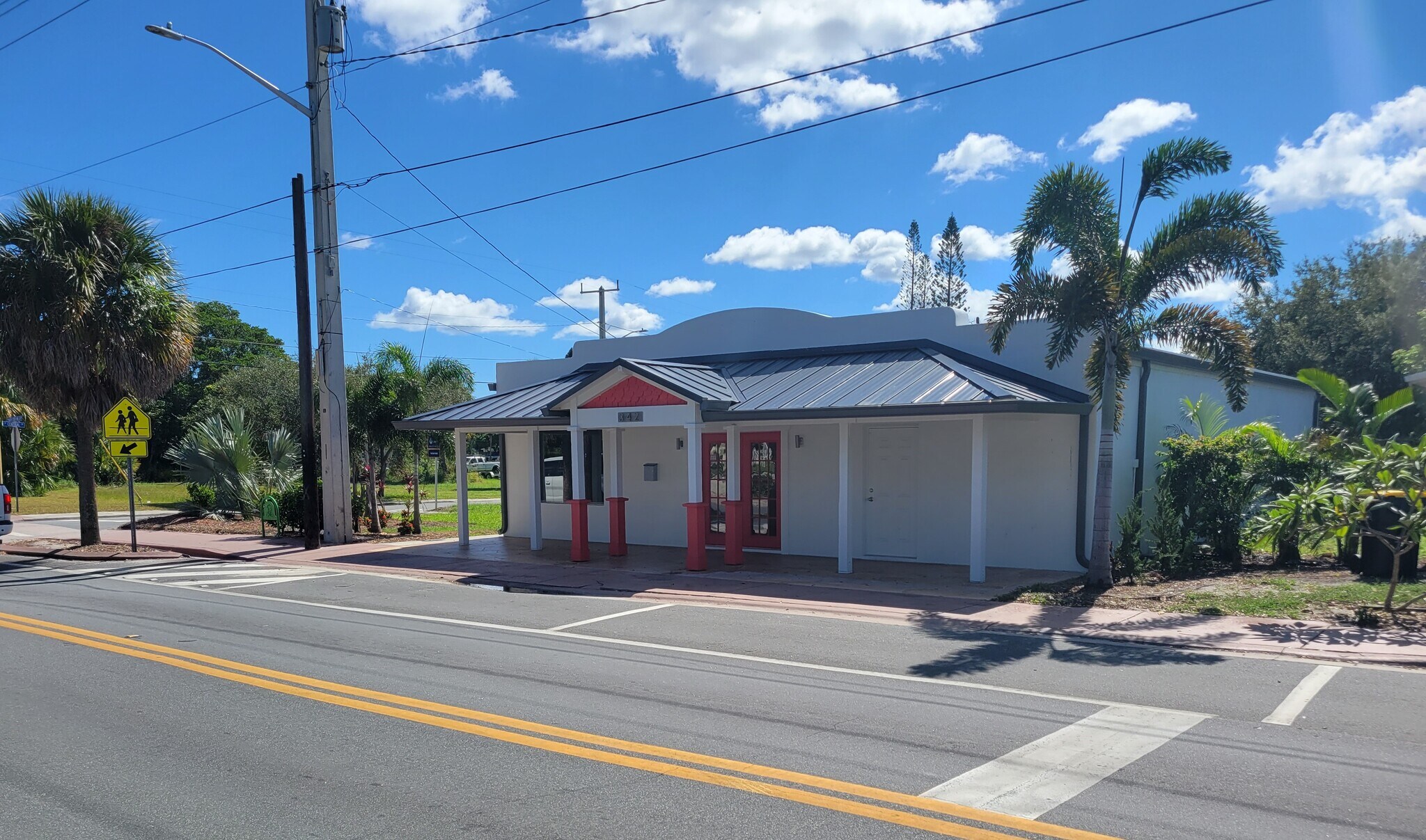 342 SE Martin Luther King Blvd, Stuart, FL for sale Building Photo- Image 1 of 1