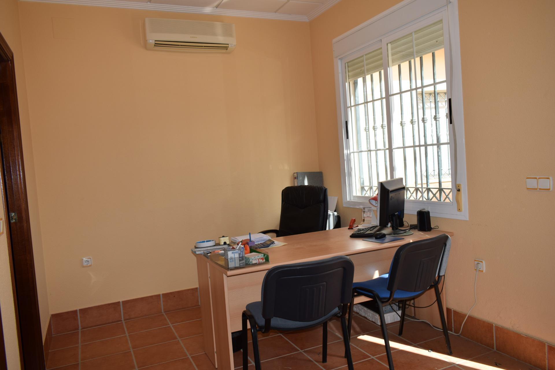 Office in San Bartolomé de la Torre, Huelva for sale Interior Photo- Image 1 of 15