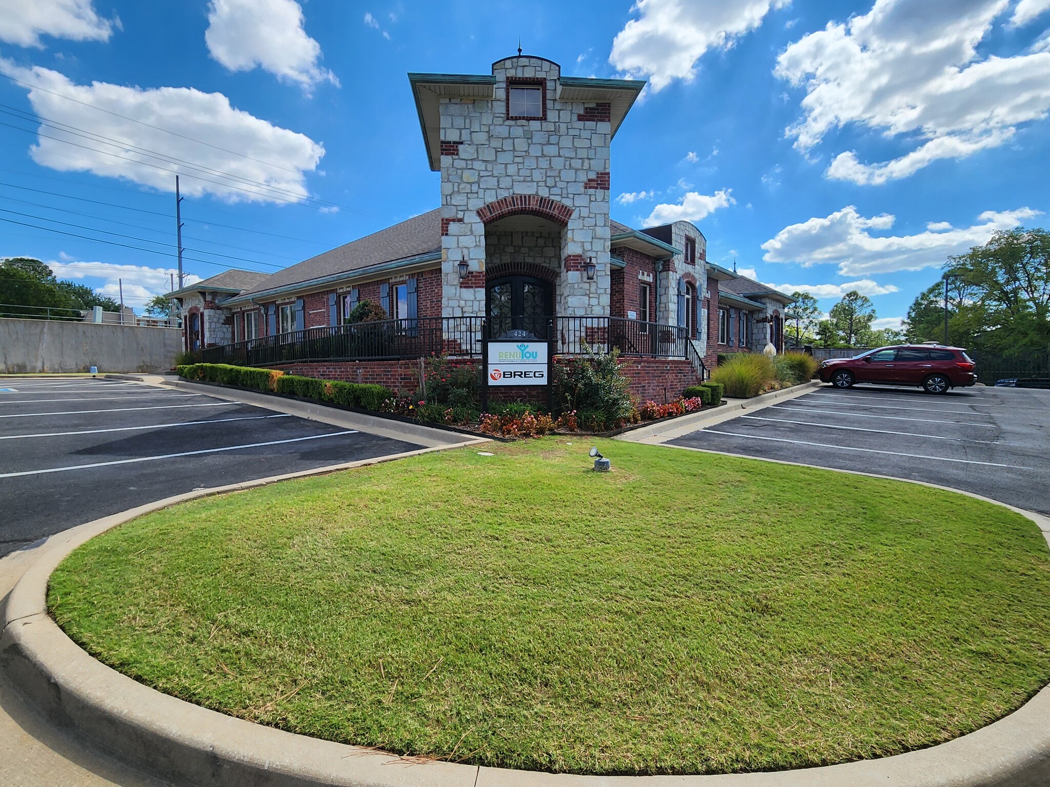 7424 S Yale Ave, Tulsa, OK for lease Building Photo- Image 1 of 7