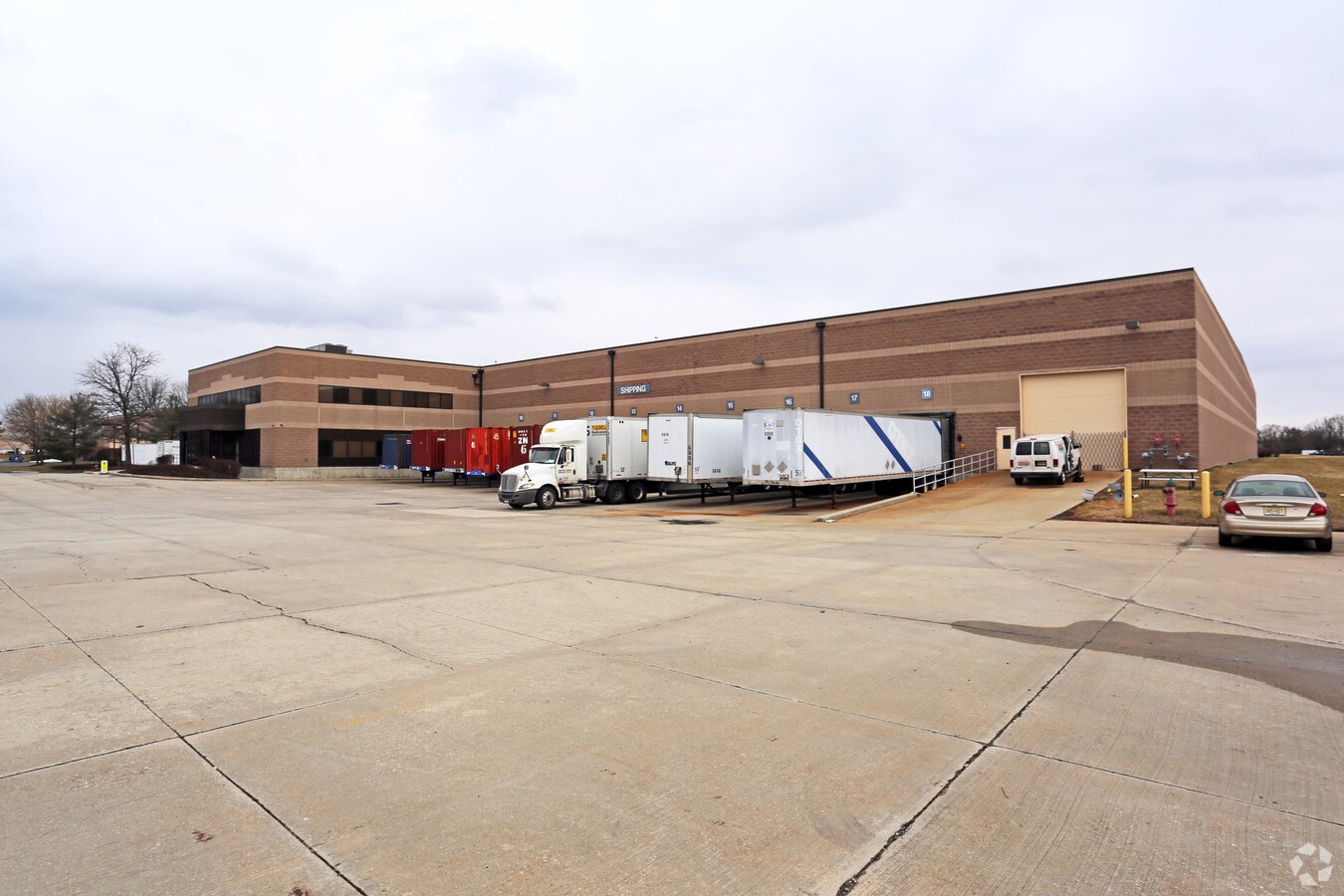 2078 Center Square Rd, Logan Township, NJ 08085