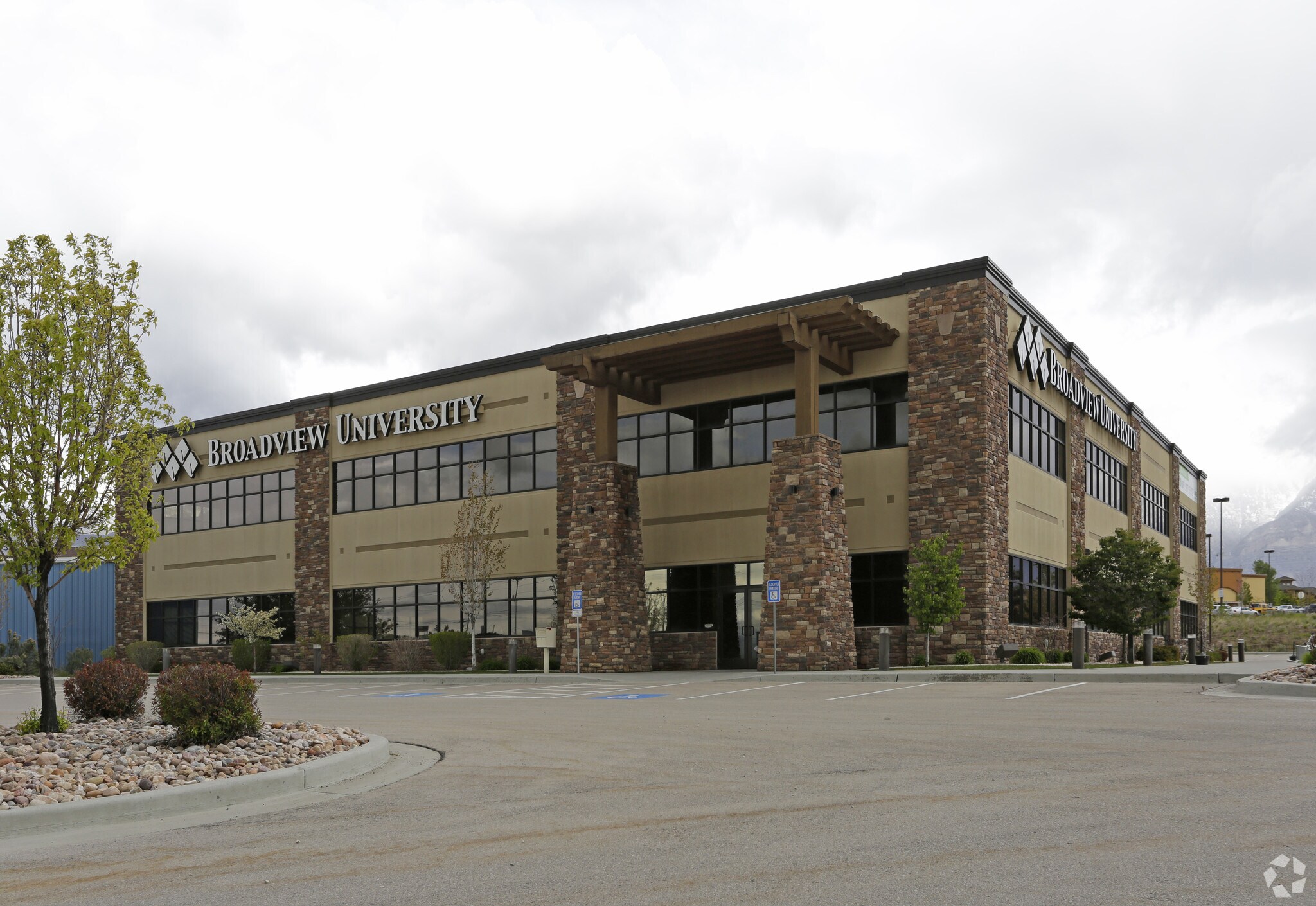 898 N 1200 W, Orem, UT for sale Primary Photo- Image 1 of 1