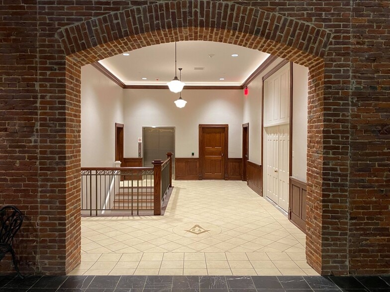 38-54 South Potomac Street, Hagerstown, MD for lease - Building Photo - Image 2 of 2