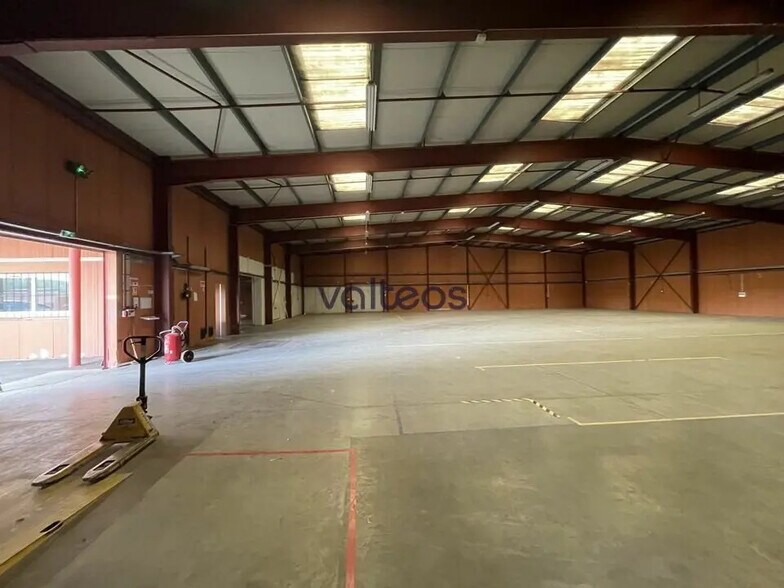 Office in Beauzelle for lease - Interior Photo - Image 3 of 6