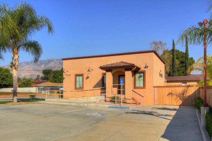 7035 Palm Ave, Highland, CA for sale - Building Photo - Image 1 of 2