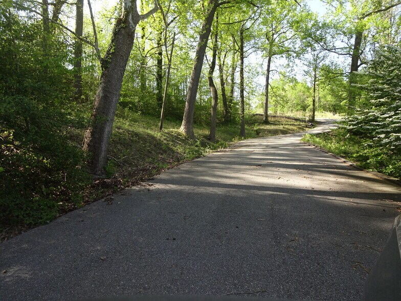 1863 Oakridge Dr, Charleston, WV for sale - Other - Image 3 of 9