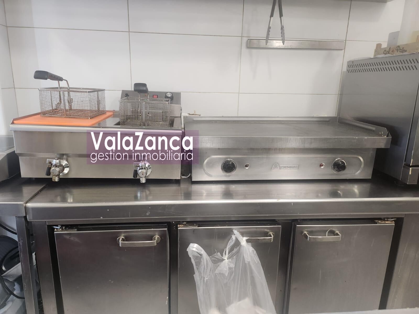 Retail in Parla, Madrid for lease Interior Photo- Image 1 of 18