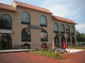 Railroad Plaza - Bar