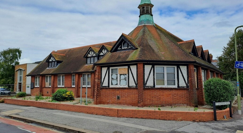 Bury Rd, Gosport for sale Primary Photo- Image 1 of 7