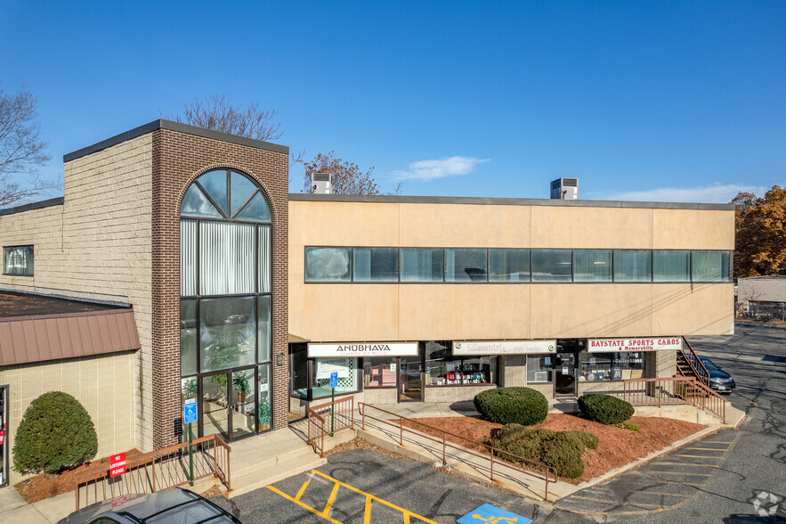 861 Edgell Rd, Framingham, MA for lease - Primary Photo - Image 1 of 8