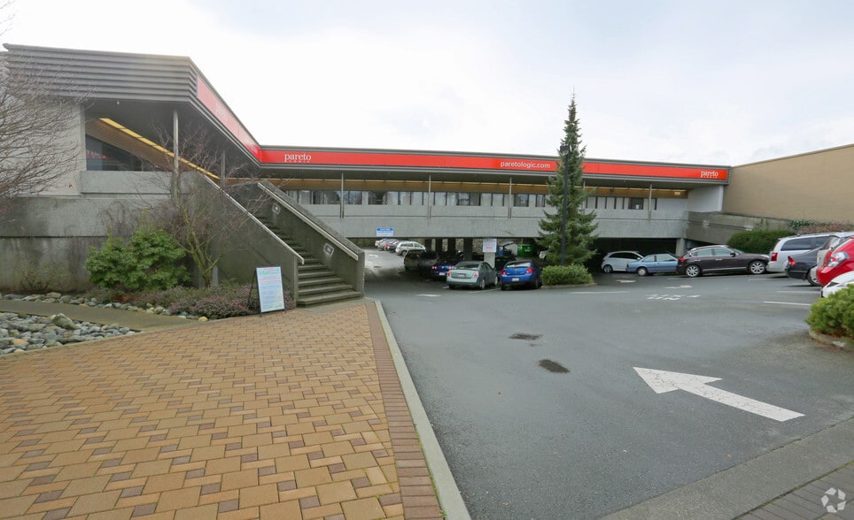 1821-1845 Fort St, Victoria, BC for sale - Primary Photo - Image 1 of 1