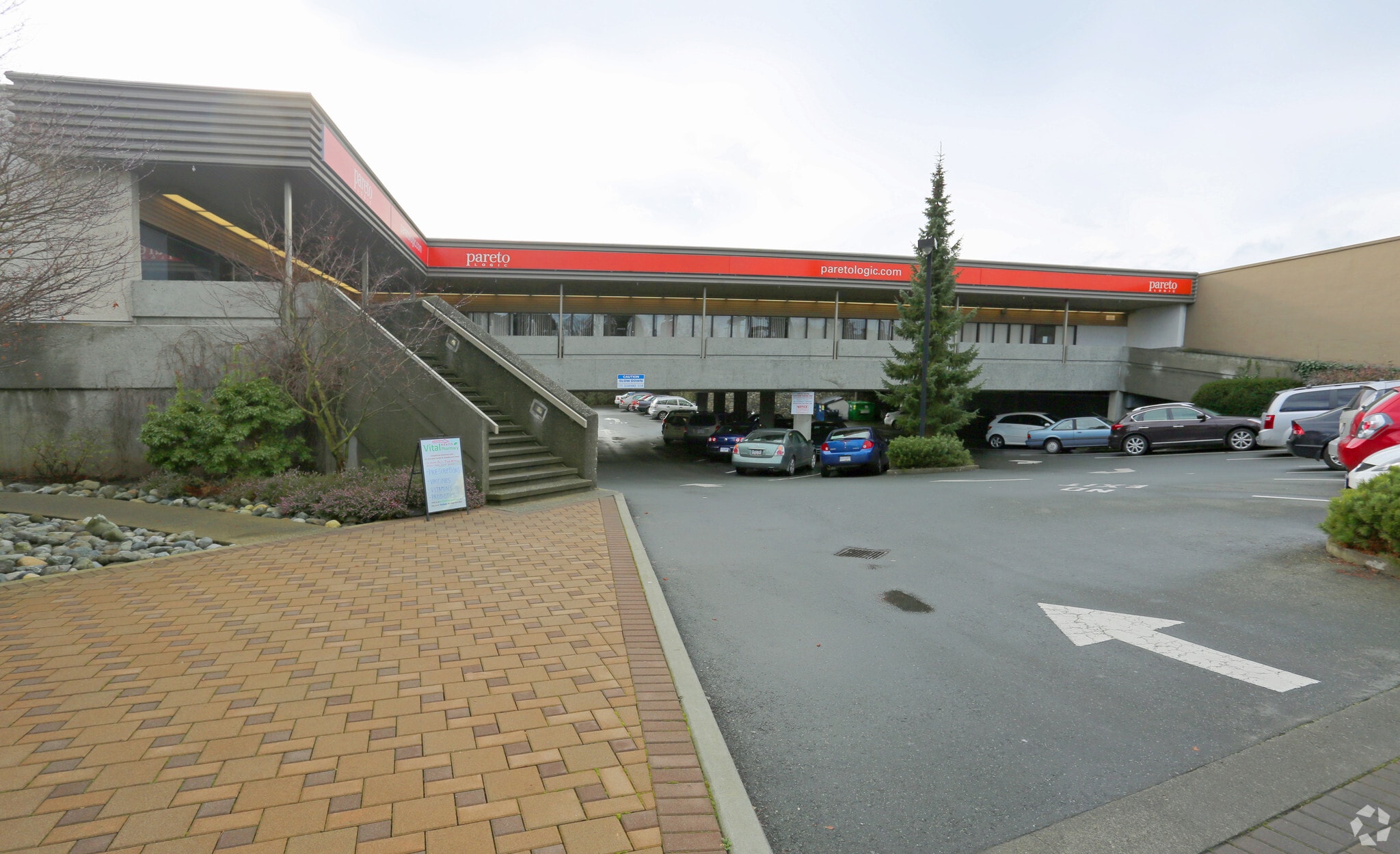 1821-1845 Fort St, Victoria, BC for sale Primary Photo- Image 1 of 1