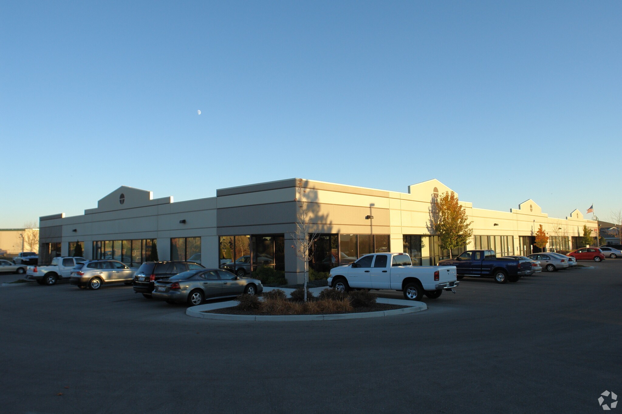 9196 W Emerald St, Boise, ID for sale Primary Photo- Image 1 of 1