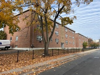 More details for 23 Marshall St, Hartford, CT - Multifamily for Sale