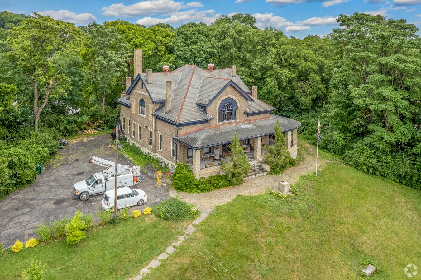 4400 Hamilton Ave, Cincinnati, OH 45223